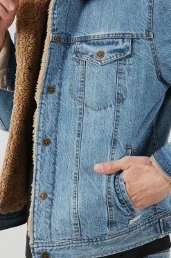 Laramie Trucker Jacket